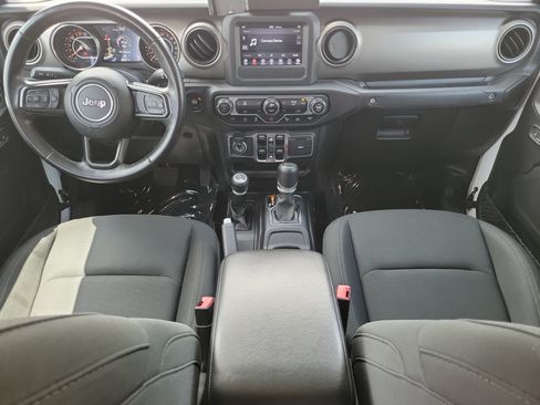 Used 2021 Jeep Gladiator Sport AWD/4WD image 12