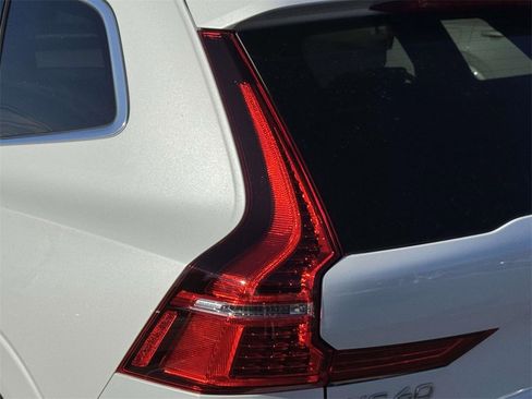 Used 2023 Volvo XC60 B5 Plus w/ Climate Package image 8