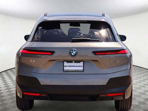 Used 2023 BMW iX xDrive50 AWD/4WD image 5