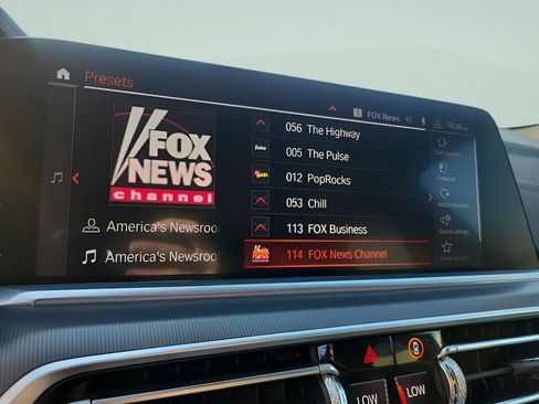 Used 2020 BMW X6 xDrive40i w/ Premium Package image 21