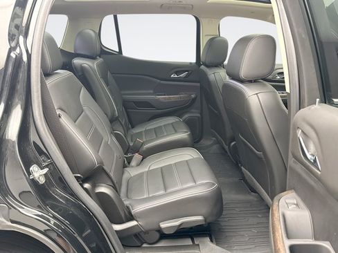 Used 2022 GMC Acadia Denali w/ Denali Ultimate Package AWD/4WD image 21