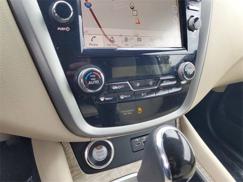 Used 2024 Nissan Murano SL image 22