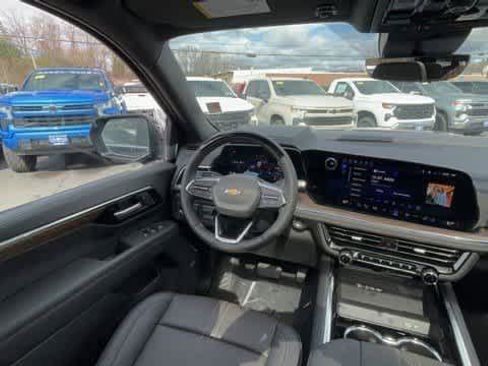New 2026 Chevrolet Suburban High Country AWD/4WD image 25