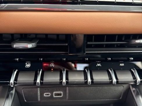 Used 2026 GMC Canyon AT4 image 17