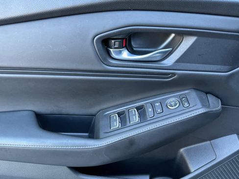 Used 2025 Honda Accord Sport image 12