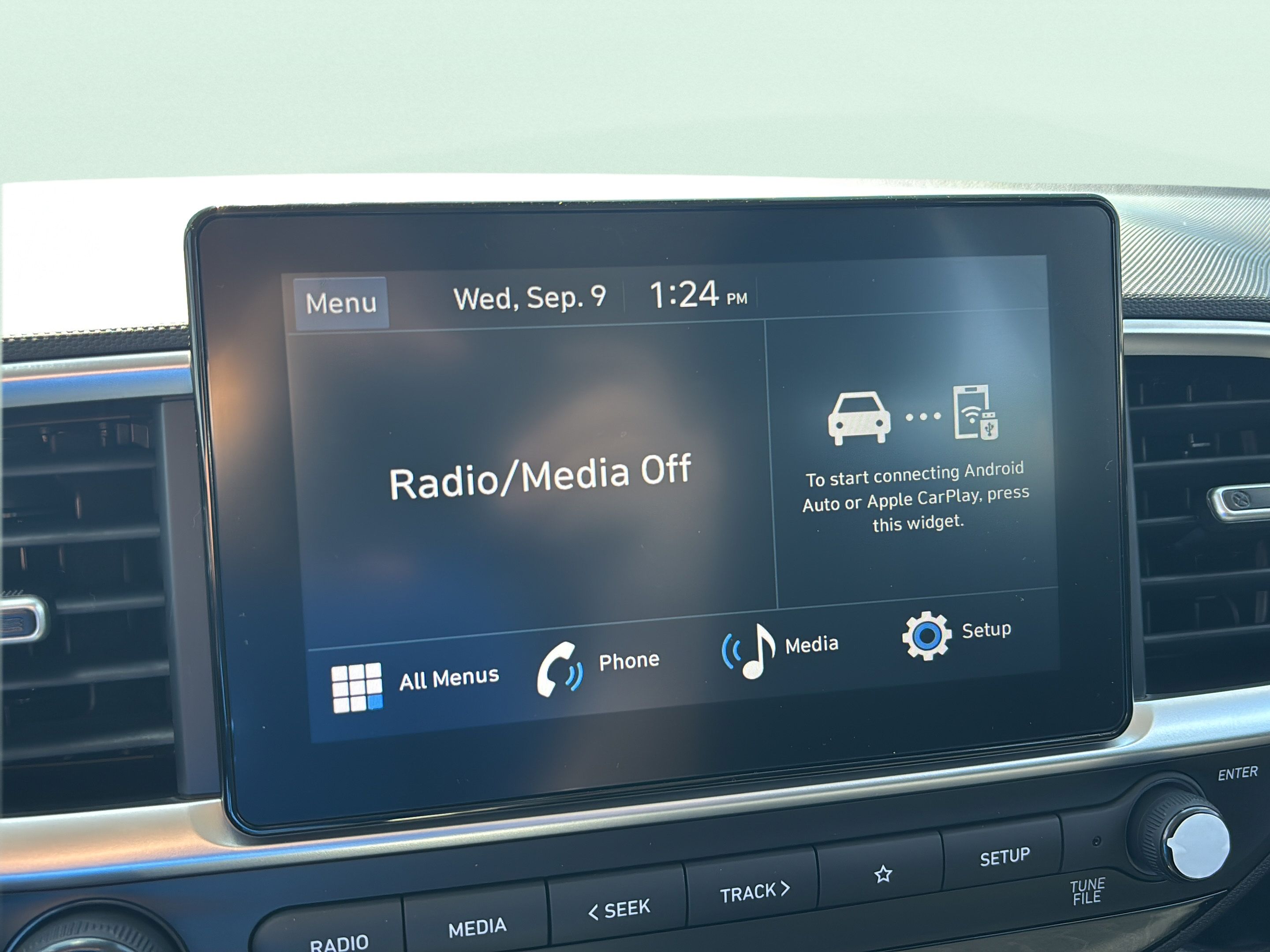 New 2026 Hyundai Venue SE FWD image 15