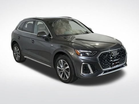 Used 2022 Audi Q5 2.0T Premium Plus w/ Premium Plus Package image 11