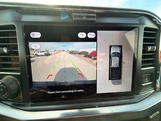 Used 2025 Ford F350 Lariat w/ Lariat Ultimate Package AWD/4WD image 13