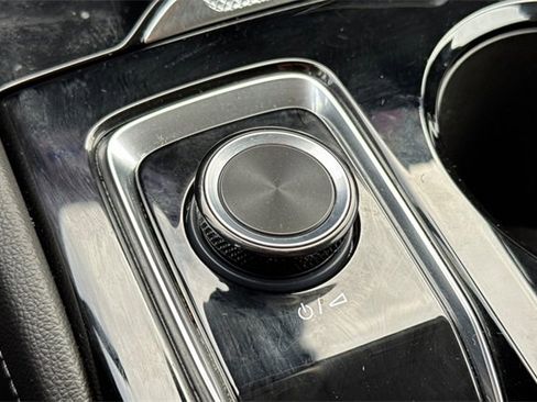 Used 2024 Buick Envision Preferred image 32