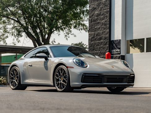 Used 2021 Porsche 911 Carrera RWD image 24