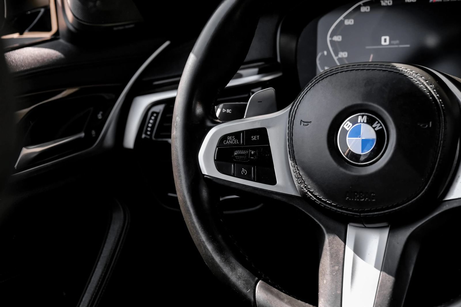 Used 2020 BMW M550i xDrive AWD/4WD image 19