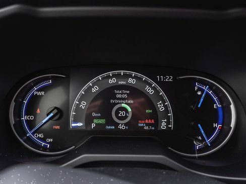 New 2025 Toyota RAV4 XLE image 38