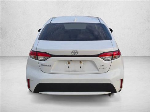Used 2021 Toyota Corolla LE FWD image 6