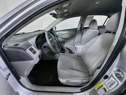 Used 2009 Toyota Corolla LE FWD image 13