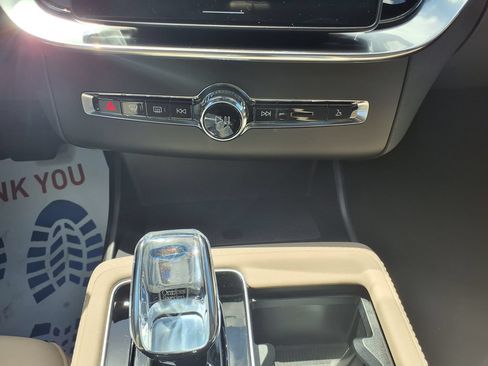 New 2026 Volvo XC90 T8 Plus w/ Protection Package Premier AWD/4WD image 26
