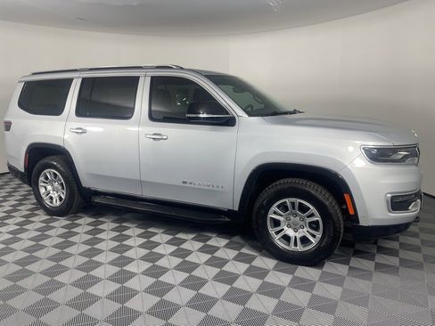 Used 2024 Jeep Wagoneer 4WD w/ HD Trailer Tow Package image 2