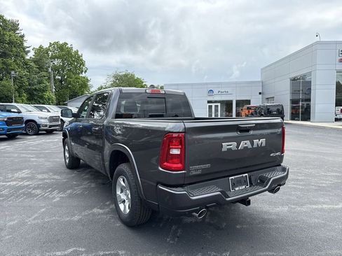 New 2026 RAM 1500 4x4 Crew Cab image 12