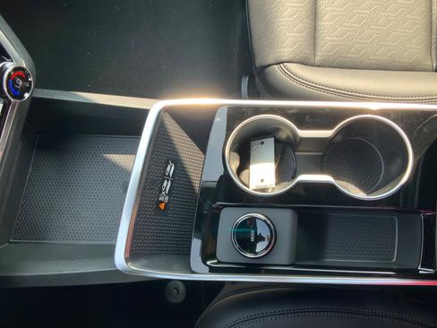 New 2026 Chevrolet Equinox LT w/ Convenience Package II image 25