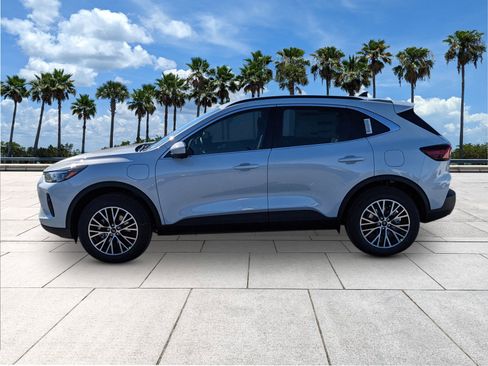 New 2026 Ford Escape SE w/ PHEV Premium Package image 5