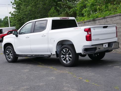 Certified 2025 Chevrolet Silverado 1500 LT AWD/4WD image 4