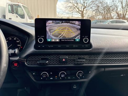 Used 2025 Honda HR-V Sport image 20