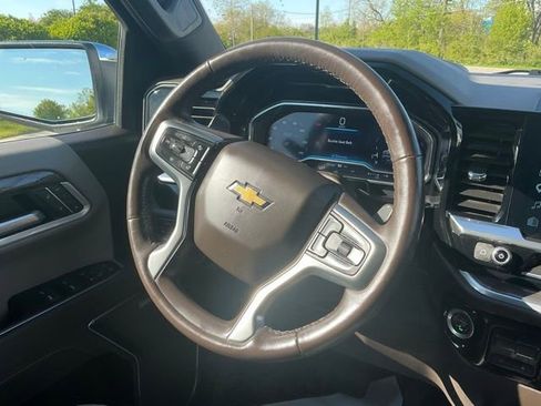 Used 2023 Chevrolet Silverado 1500 LTZ w/ LTZ Convenience Package II AWD/4WD image 23