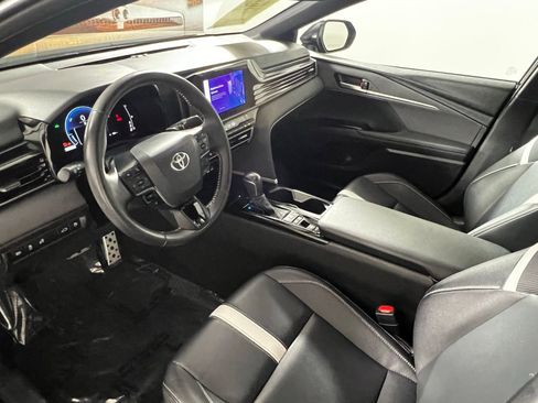 Certified 2025 Toyota Camry SE FWD image 12
