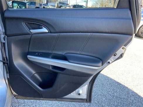 Used 2013 Honda Crosstour EX-L image 31