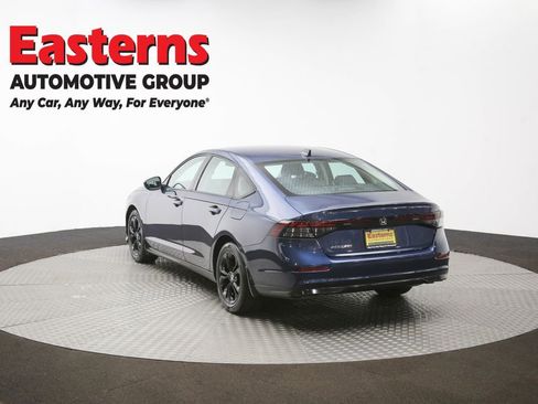 Used 2025 Honda Accord SE image 65