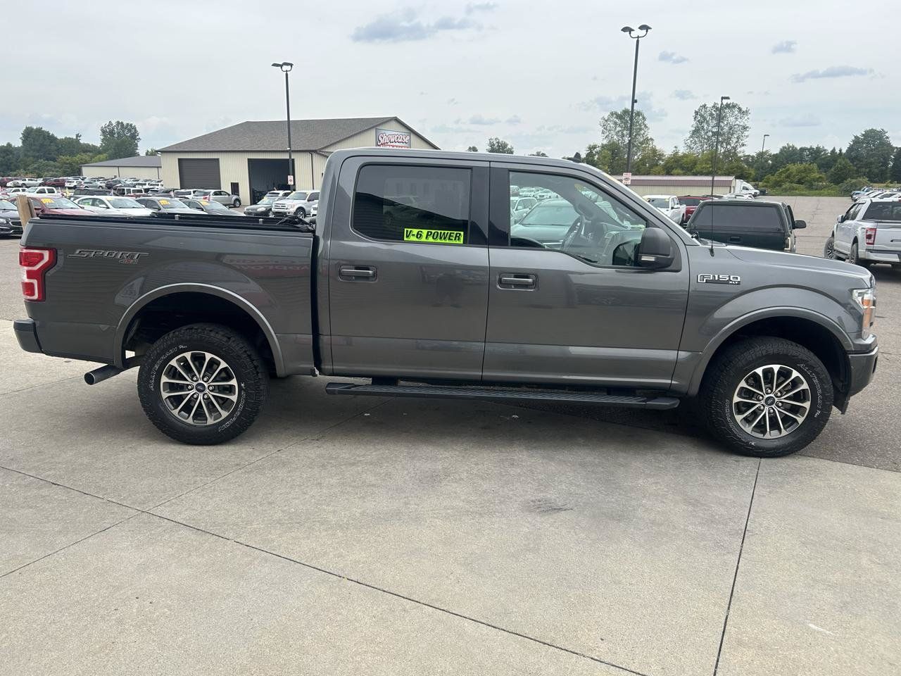 Used 2019 Ford F150 XLT w/ Equipment Group 302A Luxury AWD/4WD image 4