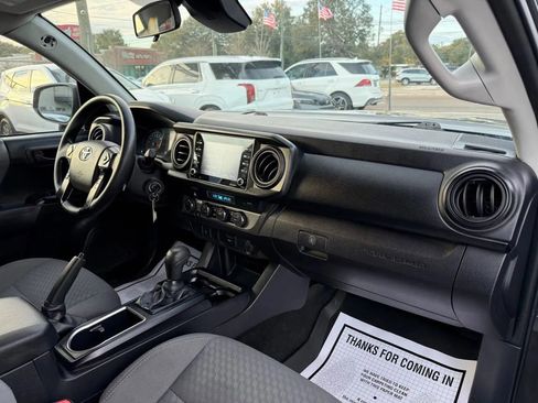 Used 2021 Toyota Tacoma SR AWD/4WD image 6