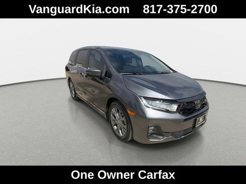 Used 2025 Honda Odyssey Touring image 2