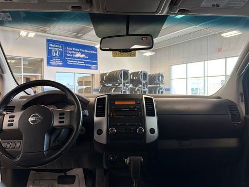 Used 2012 Nissan Xterra PRO-4X w/ Pro-4x Leather Pkg AWD/4WD image 9