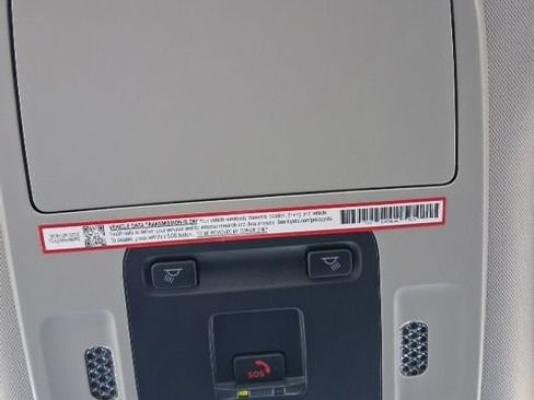 Used 2025 Toyota Camry LE AWD/4WD image 38