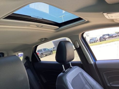 Used 2022 Ford EcoSport SES w/ Interior Protection Package AWD/4WD image 17