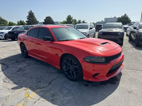 Used 2023 Dodge Charger R/T w/ Blacktop Package RWD image 4