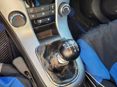 Used 2016 Chevrolet Cruze LS image 18