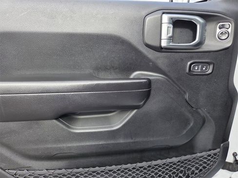 Used 2020 Jeep Gladiator Sport w/ Quick Order Package 24S image 15