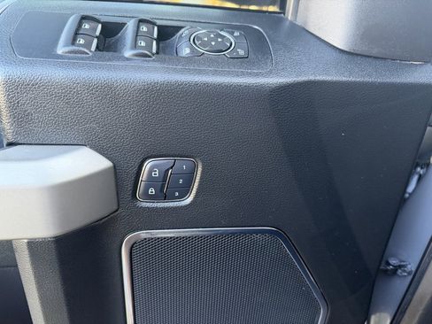 Used 2018 Ford F150 Lariat w/ Equipment Group 502A Luxury image 29