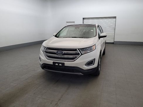 Used 2017 Ford Edge Titanium w/ Equipment Group 302A AWD/4WD image 15