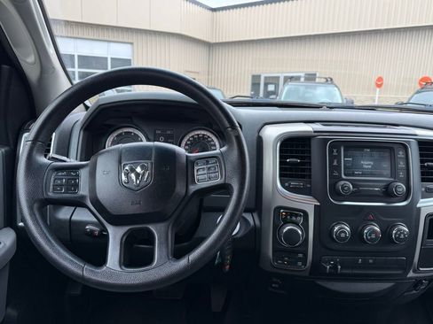Used 2016 RAM 1500 Classic SLT AWD/4WD image 5