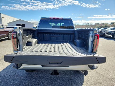 New 2026 GMC Sierra 2500 AT4 w/ AT4 Premium Plus Package image 9