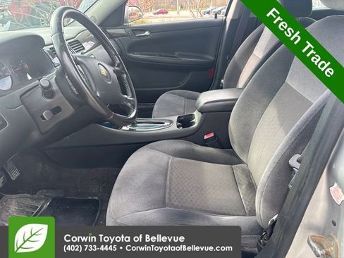 Used 2014 Chevrolet Impala LT w/ LT Sunroof Package image 5