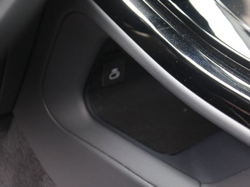 Used 2024 Land Rover Range Rover Sport Dynamic SE image 22