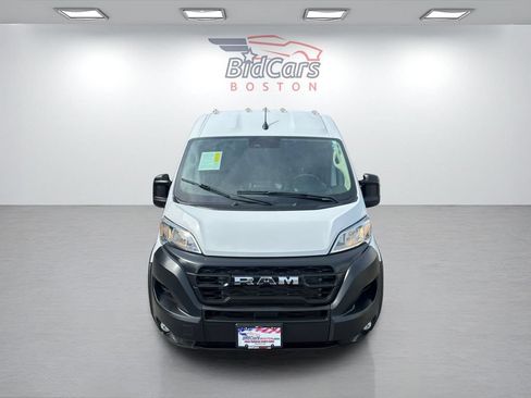 Used 2025 RAM ProMaster 3500 w/ Convenience Group FWD image 2