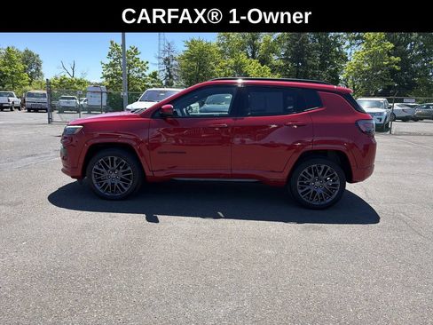 Used 2022 Jeep Compass Limited w/ (RED) Package AWD/4WD image 2