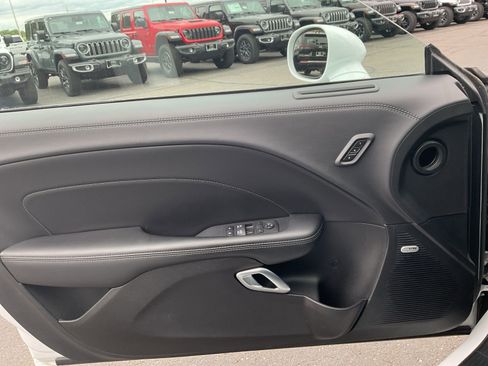 Used 2022 Dodge Challenger GT w/ Plus Package AWD/4WD image 25