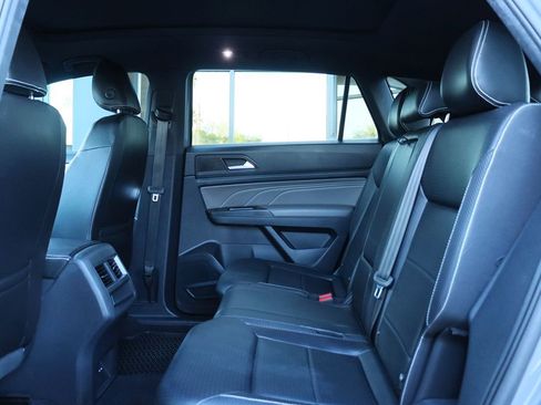 Used 2021 Volkswagen Atlas Cross Sport SE w/ Panoramic Sunroof Package AWD/4WD image 31