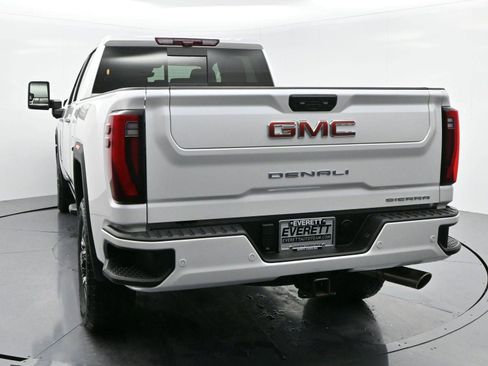 Used 2024 GMC Sierra 2500 Denali w/ Denali Reserve Package image 6