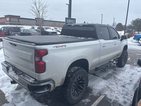 Used 2021 Chevrolet Silverado 1500 LT image 6